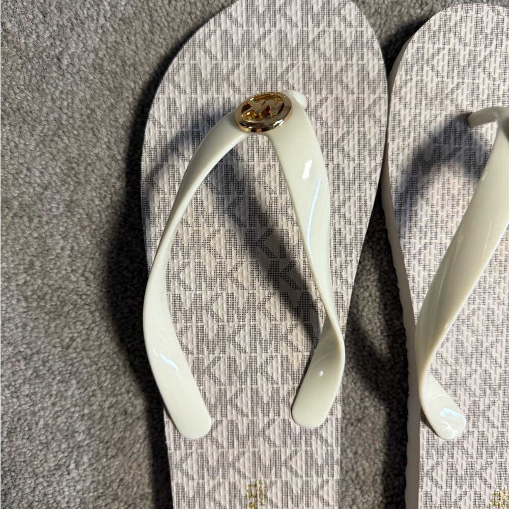 Michael Kors Cream and Gold Sandals - Picture 2 of 4